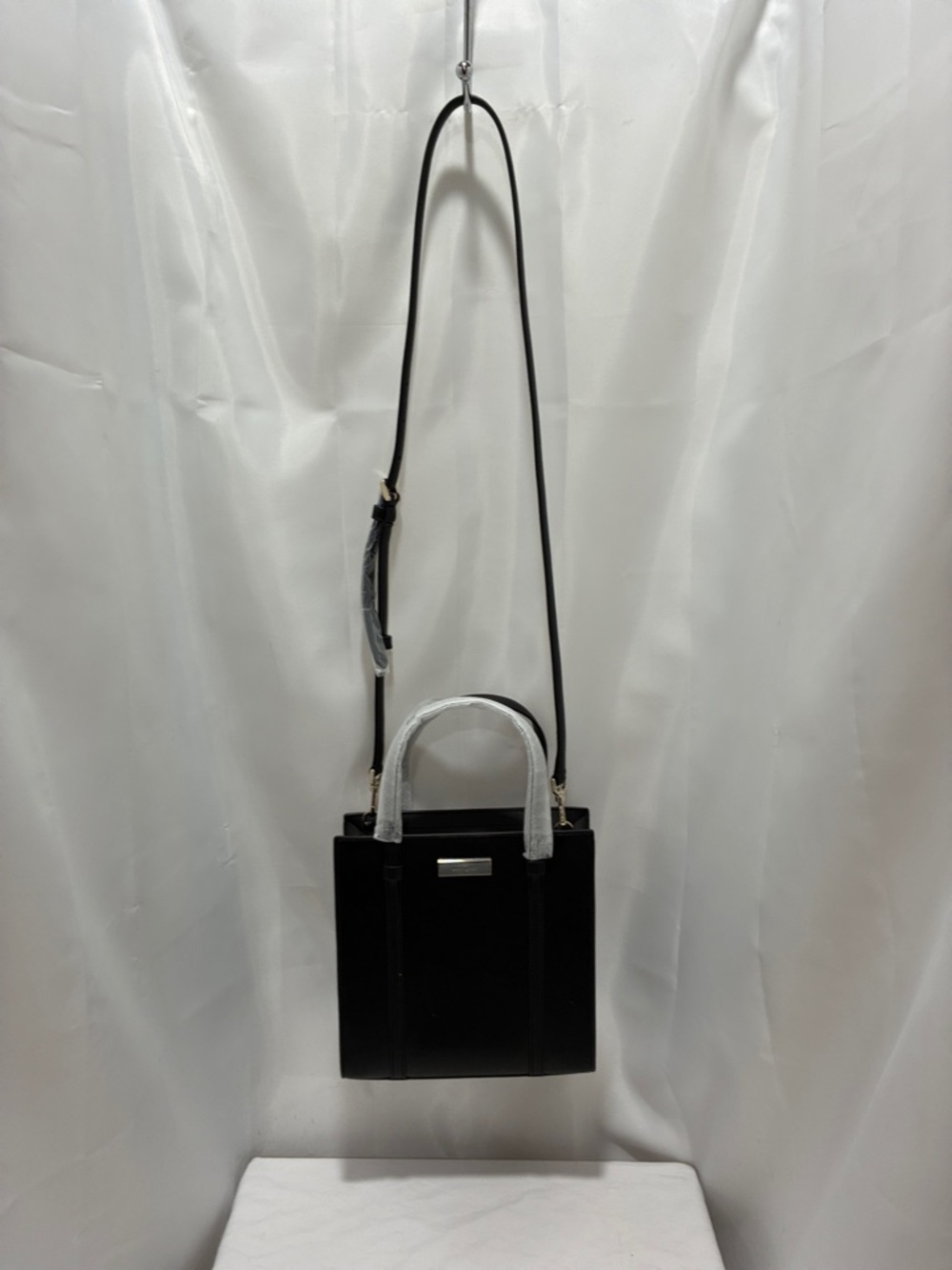 Kate Spade Black Structured Tote Handbag - Classic Everyday Carry NWT - Picture 5 of 10